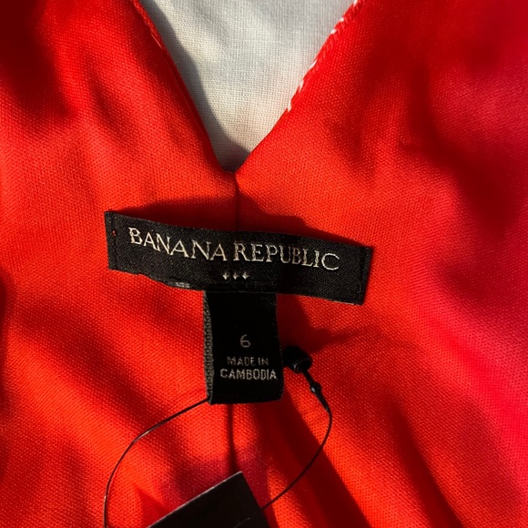 Banana Republic Sleeveless Red Patterned Mini Dress, Size 6 NWT - Picture 7 of 16